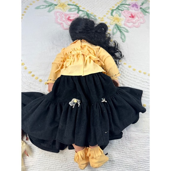 Native American Porcelain Doll with Baby & Accessories Collectible Decor - Picture 4 of 12